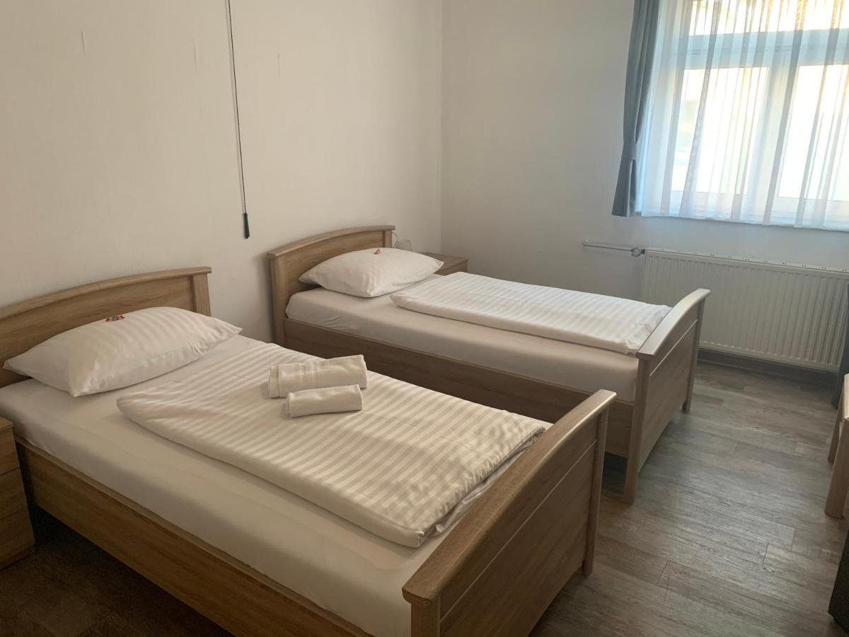 Hotel Brauhaus Zur Krone Bergheim  Eksteriør bilde
